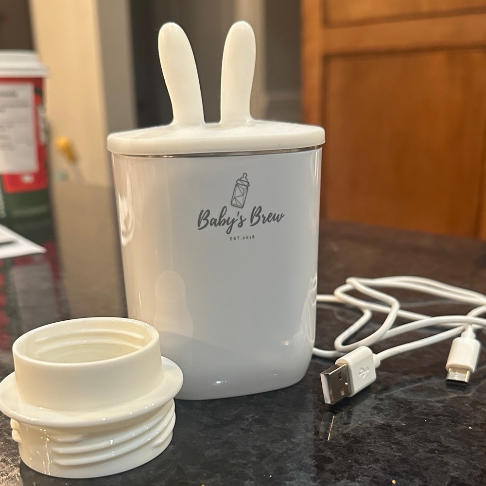 Baby's Brew White Bottle Warmer w/ adapter